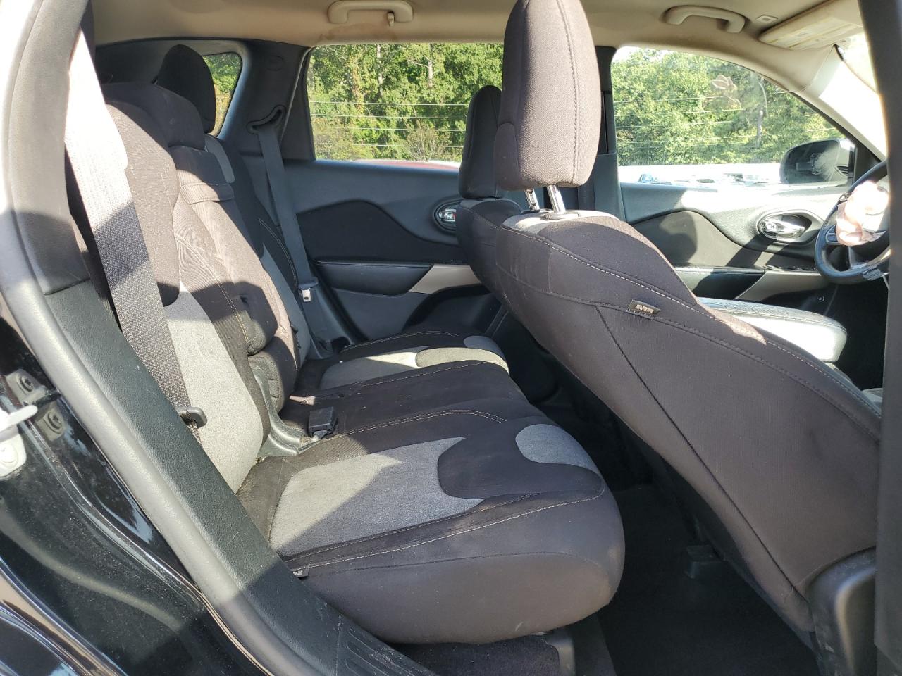 JEEP GRAND CHEROKEE LATITUDE