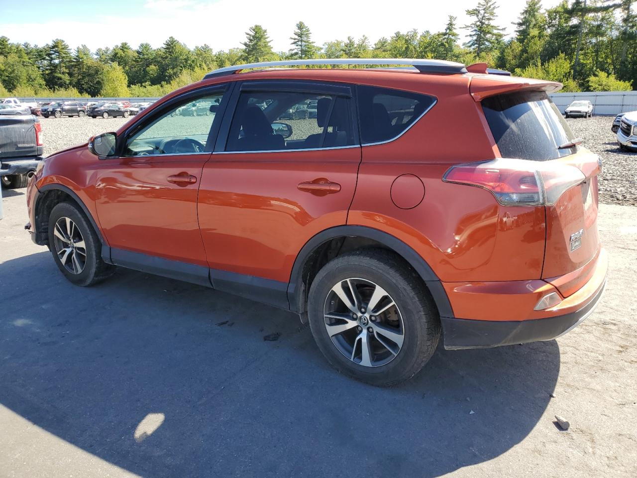 TOYOTA RAV4 XLE