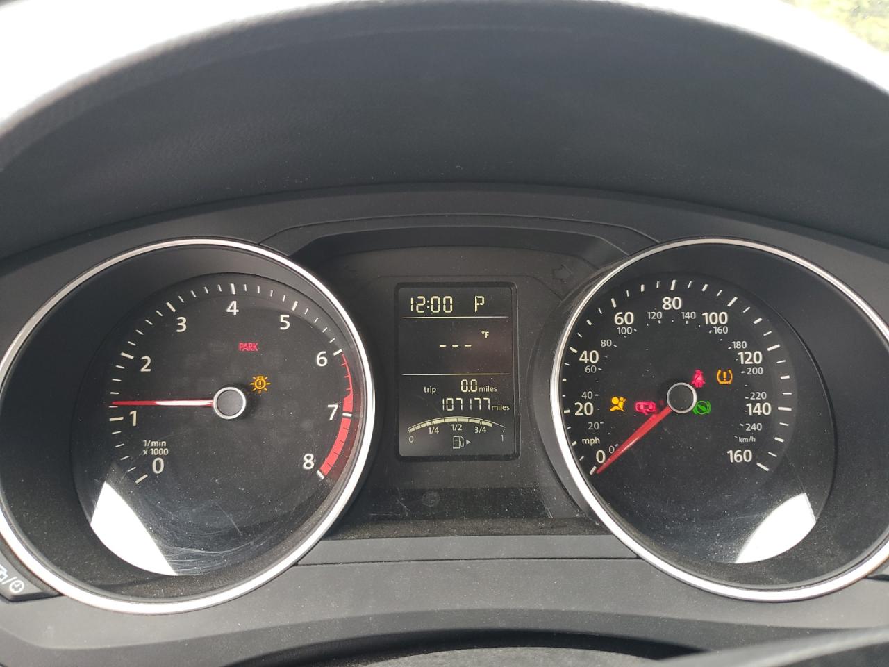 VOLKSWAGEN JETTA BASE