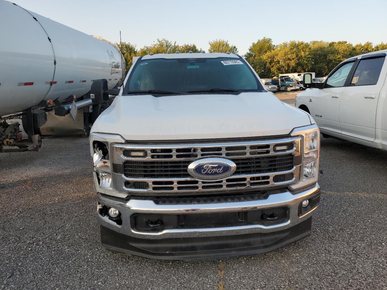FORD F-350 SUPER DUTY