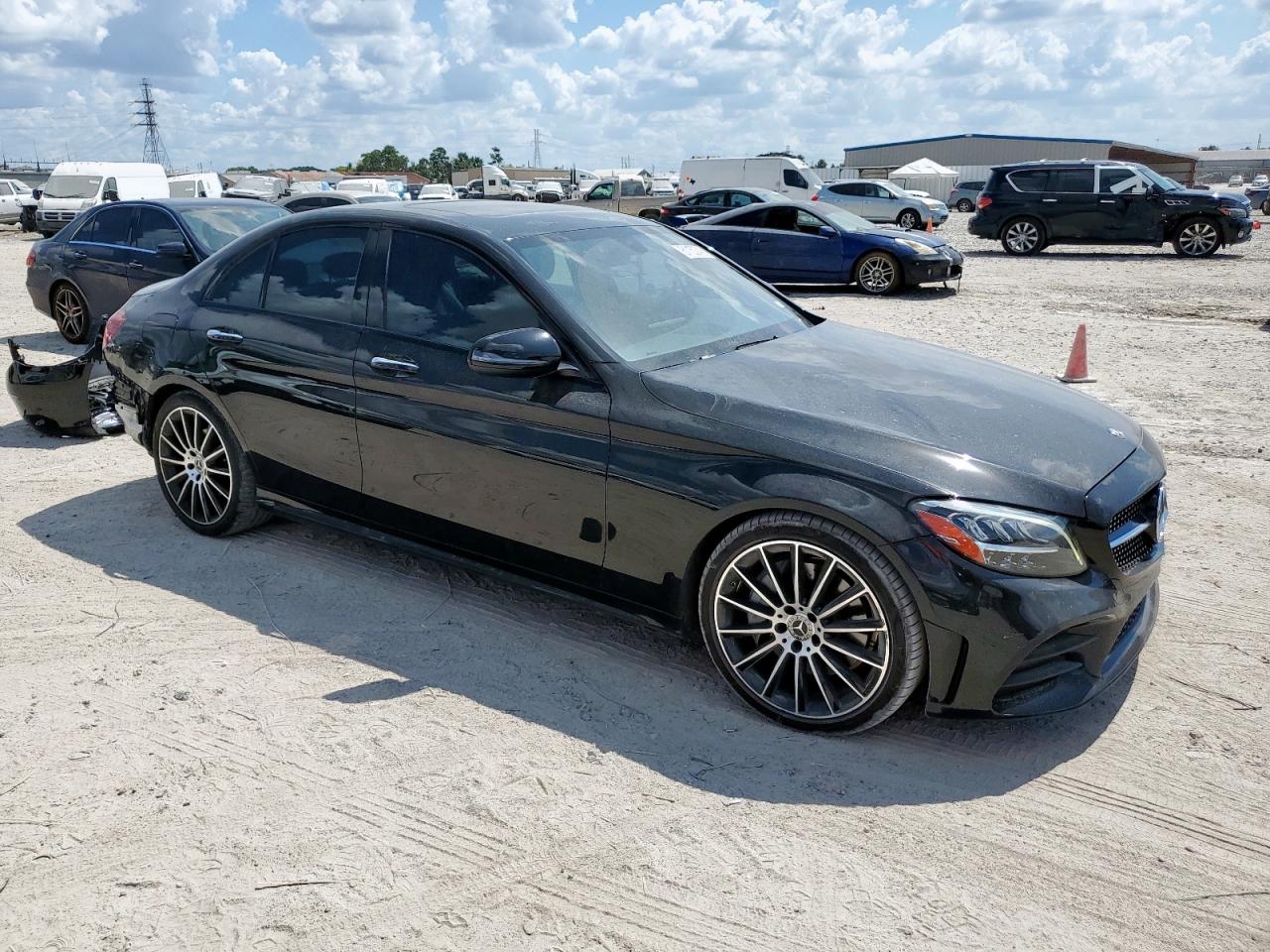 MERCEDES-BENZ C-CLASS 300