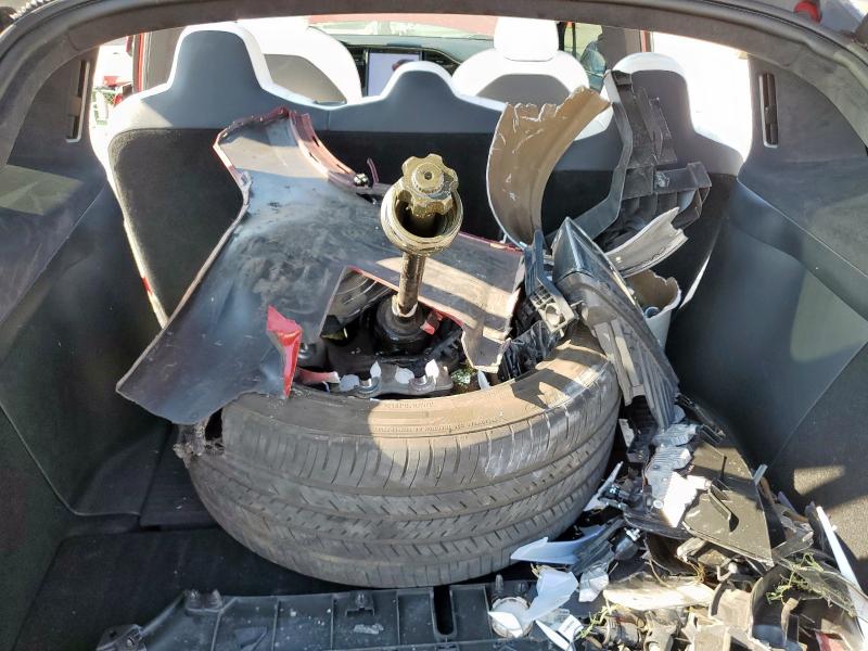 2020 TESLA MODEL X - 5YJXCAE26LF235823