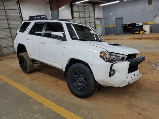 2019 TOYOTA 4RUNNER SR JTEBU5JR0K5735859