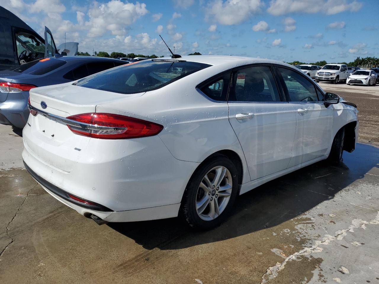 Lot #3302728112 2018 FORD FUSION SE