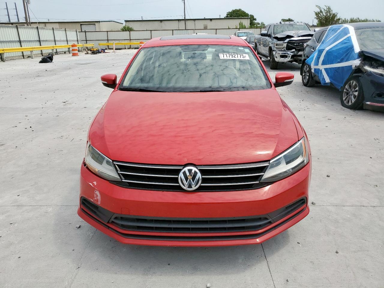 VOLKSWAGEN JETTA SE