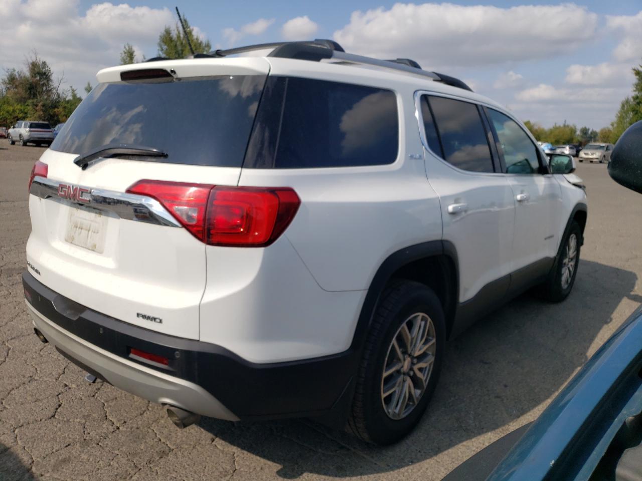 GMC ACADIA SLE