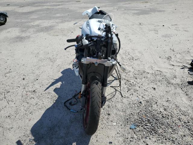 2025 SUZUKI GSX-R600 #3285650278