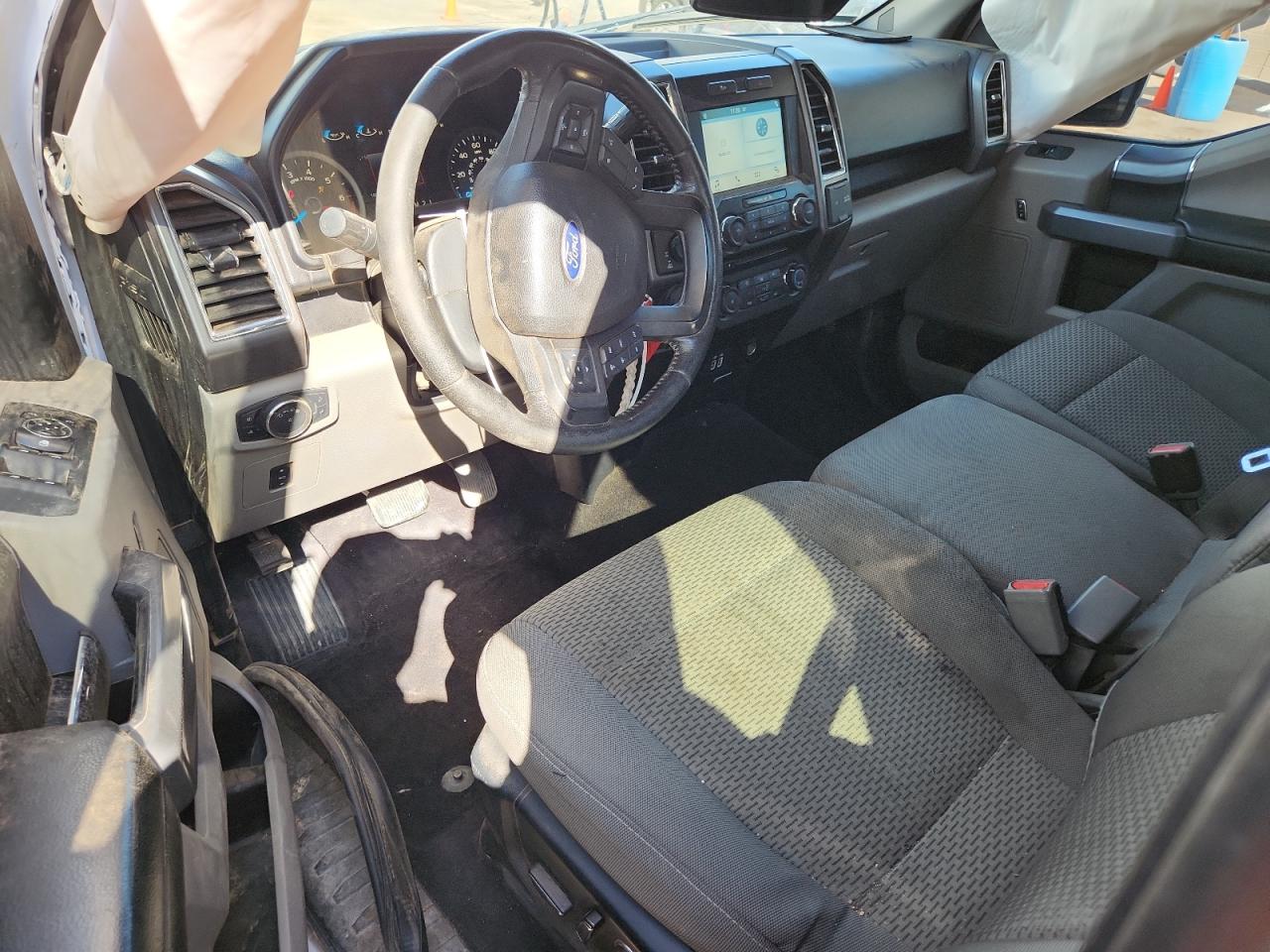 FORD F-150 SUPER CAB