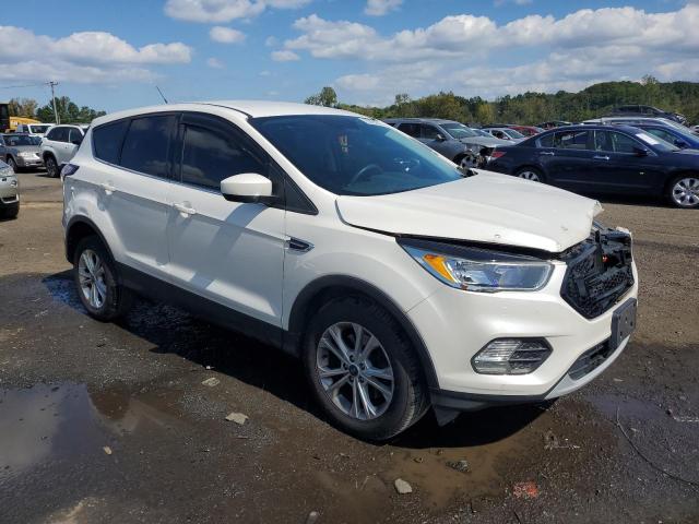 2017 FORD ESCAPE SE 1FMCU9GD6HUD99785