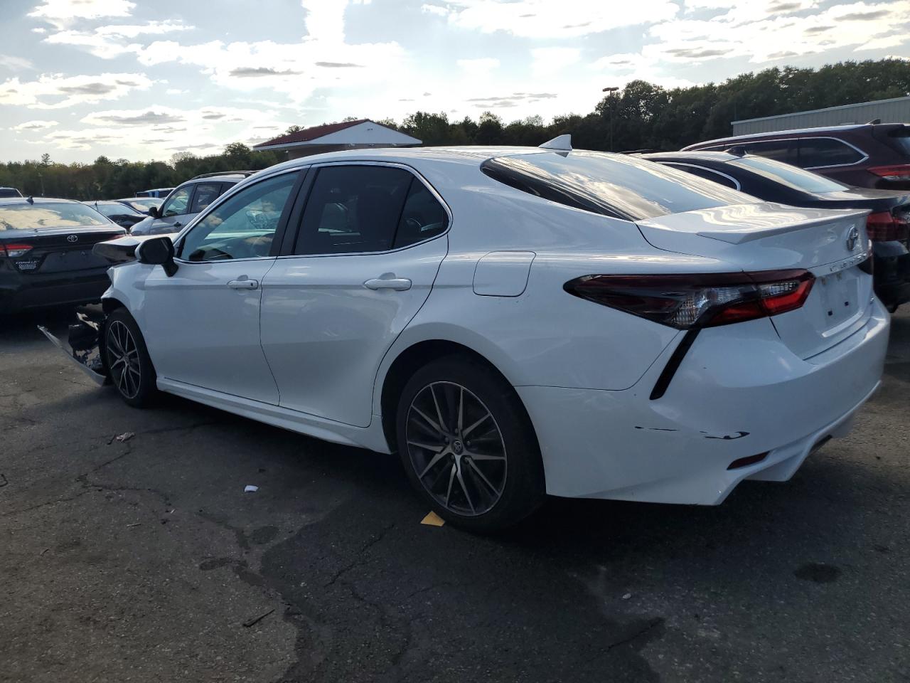 TOYOTA CAMRY SE