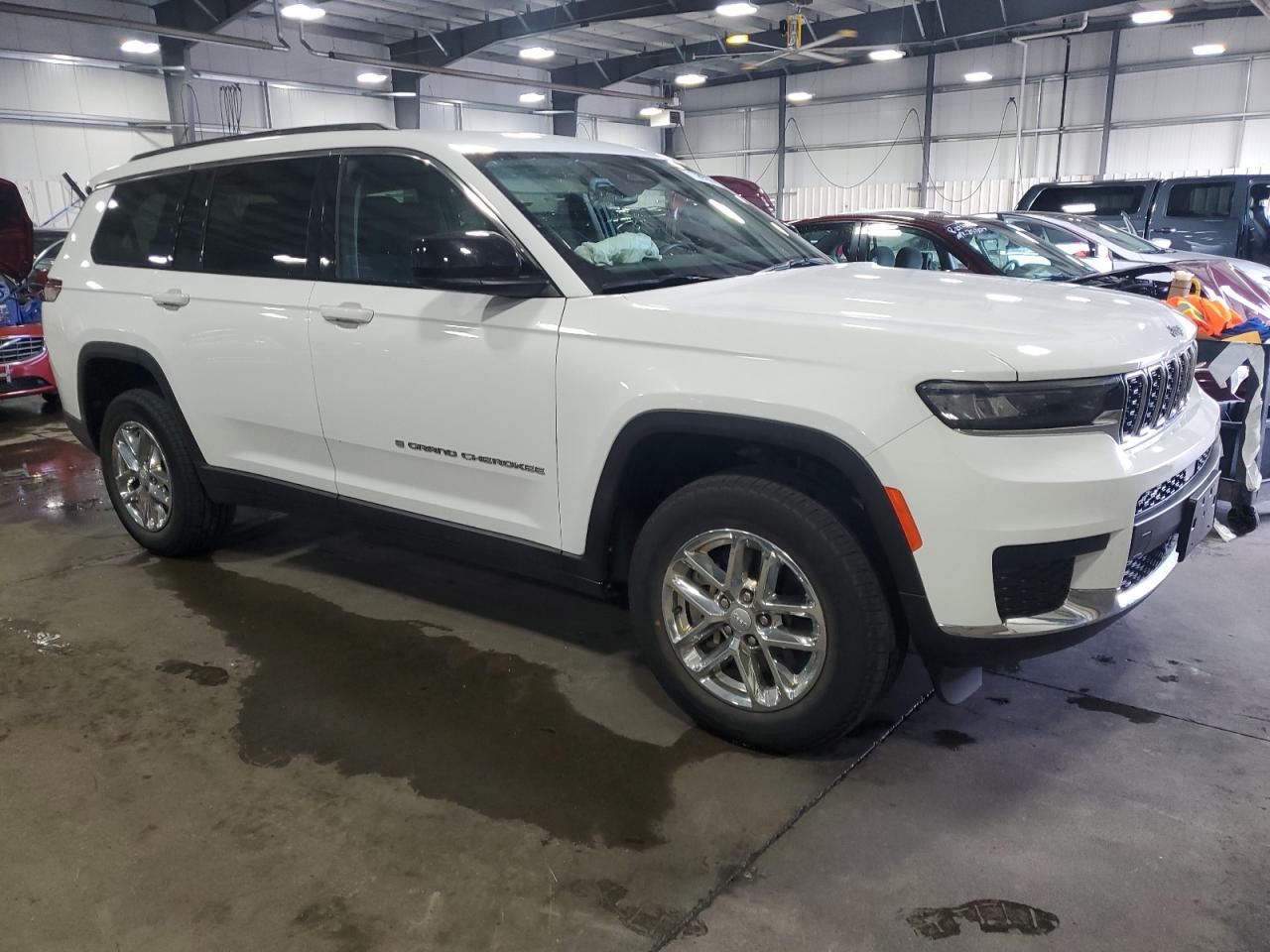 JEEP GRAND CHEROKEE L LAREDO