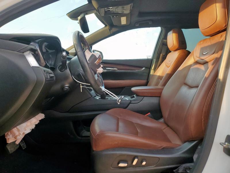 2022 CADILLAC XT5 PREMIUM LUXURY 1GYKNCRS2NZ177971