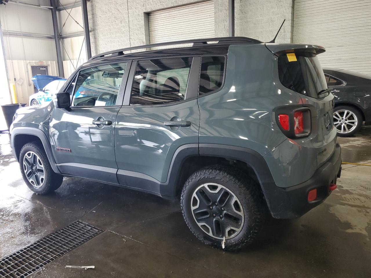 JEEP RENEGADE TRAILHAWK