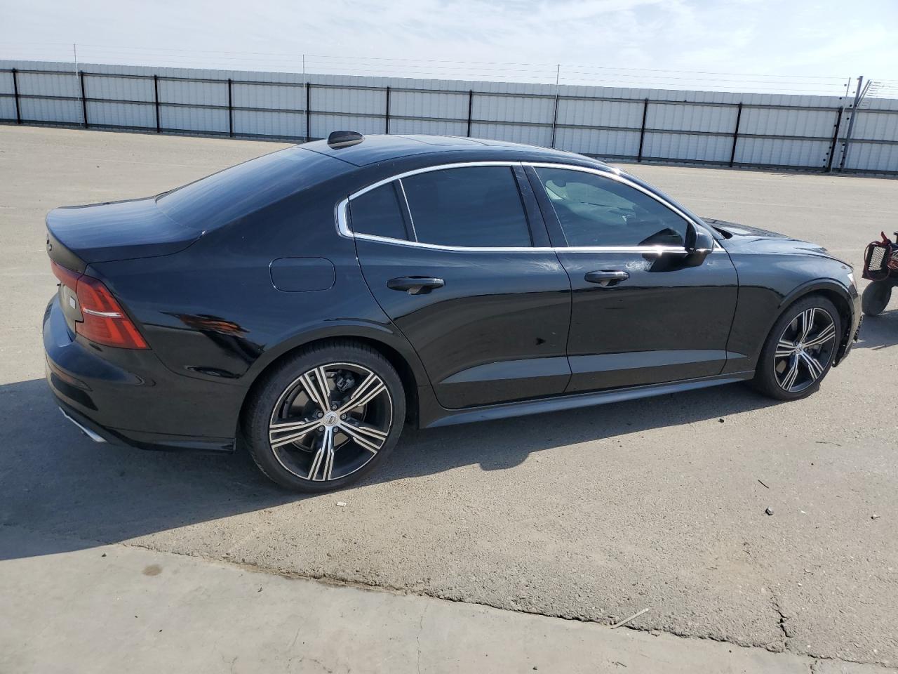 VOLVO S60 T8 RECHARGE INSCRIPTION