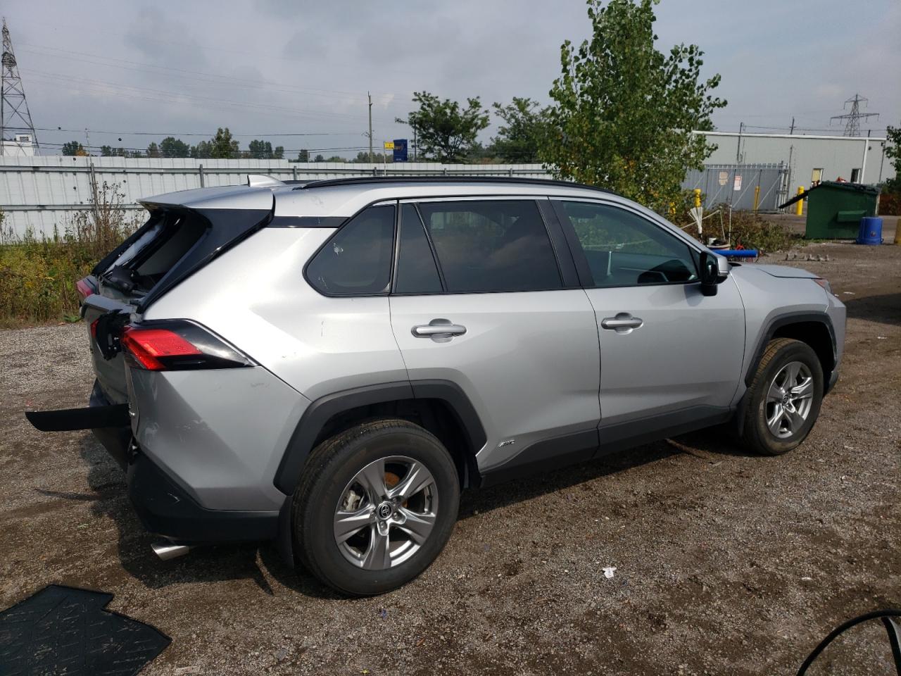 TOYOTA RAV4 LE