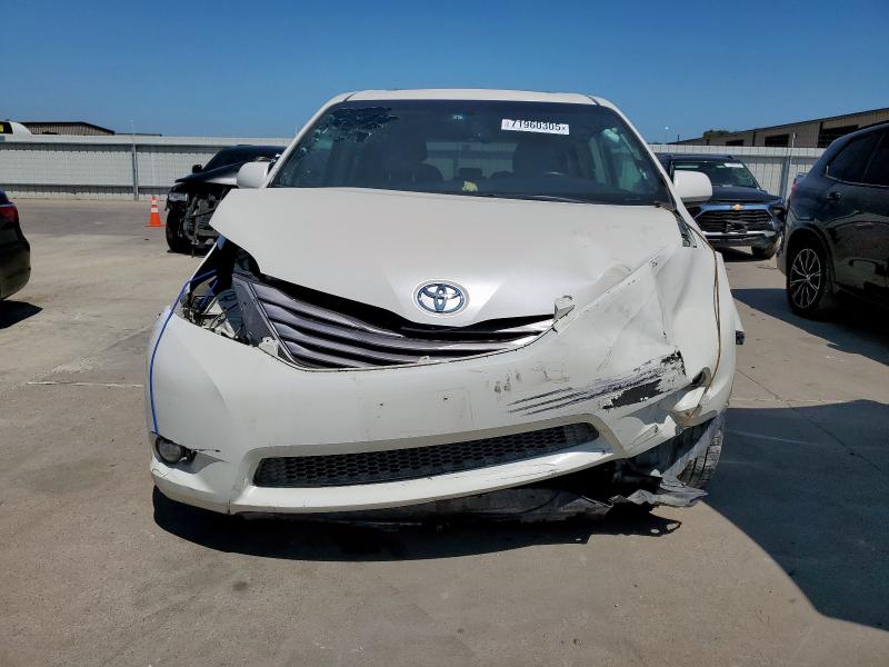 2017 TOYOTA SIENNA XLE - 5TDYZ3DC9HS776022