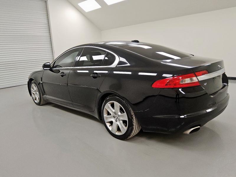2010 JAGUAR XF LUXURY - SAJWA0FA1AHR57796