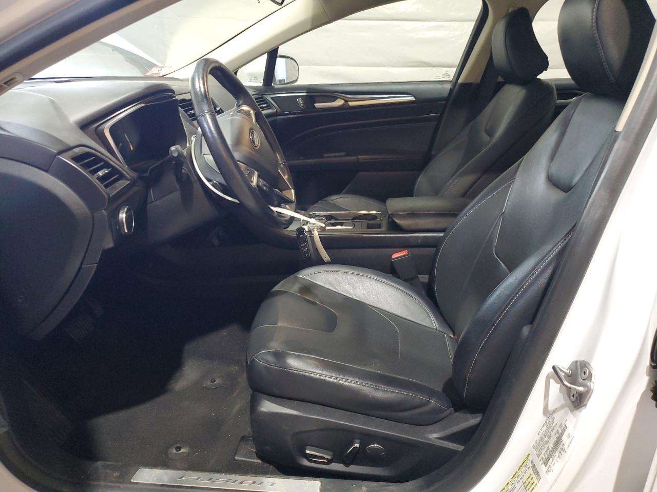 FORD FUSION TITANIUM