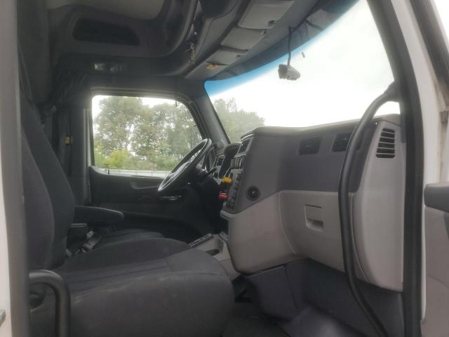 2017 PETERBILT TRACTOR 579 #3255530062