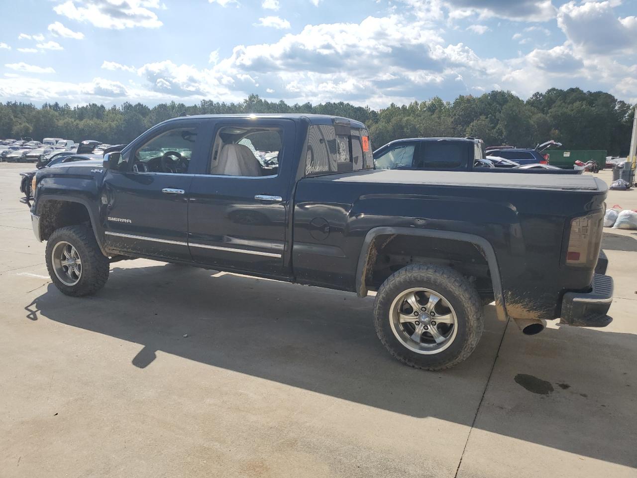 GMC SIERRA 1500 K1500 SLT