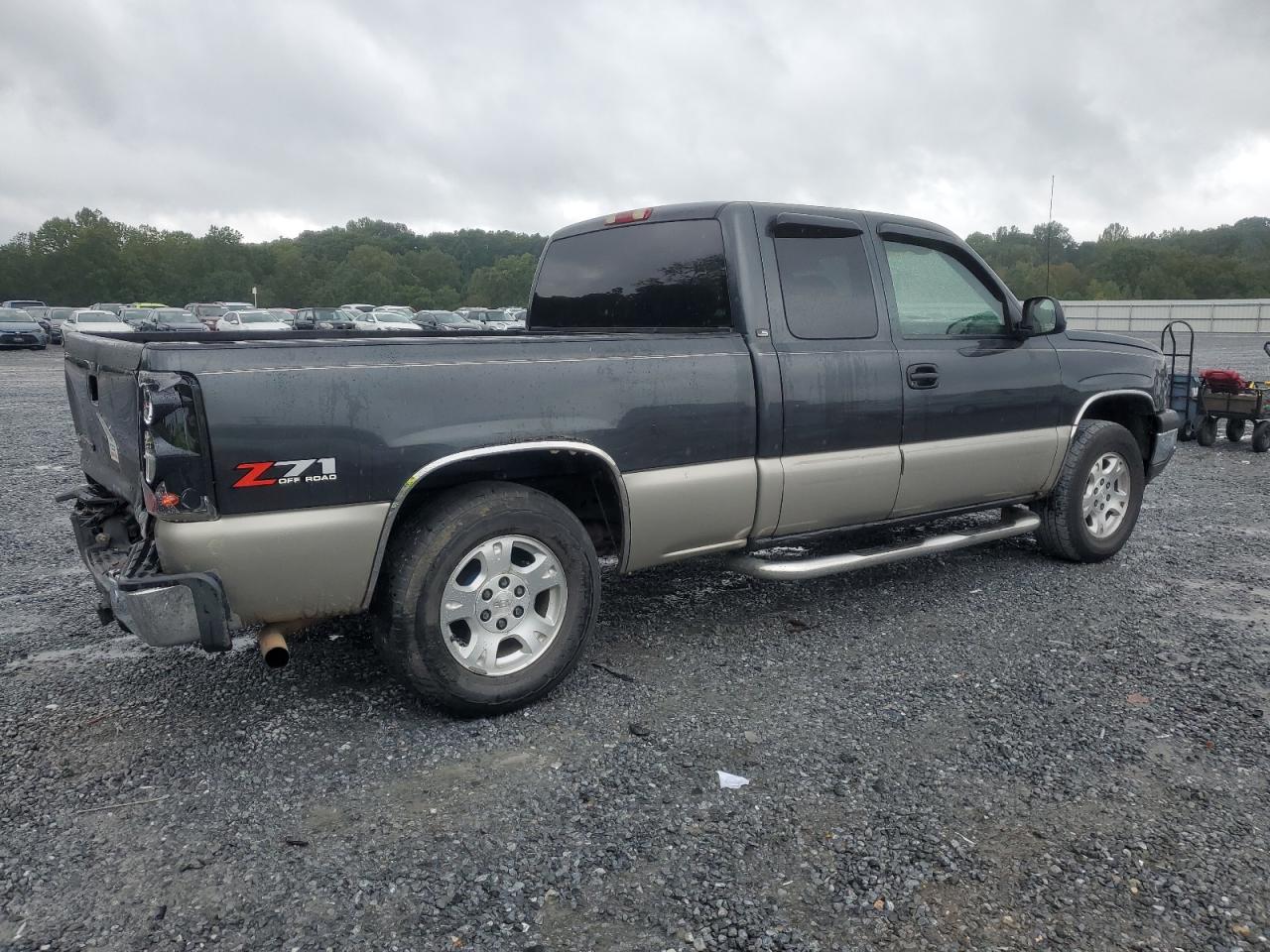 Lot #3301855024 2003 CHEVROLET SILVERADO