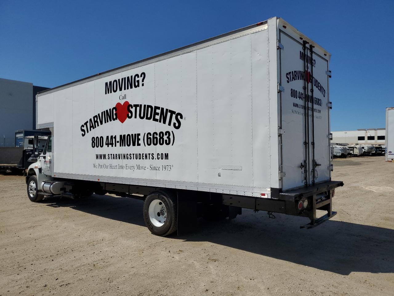 Lot #3232450111 2014 INTL 4000 4300