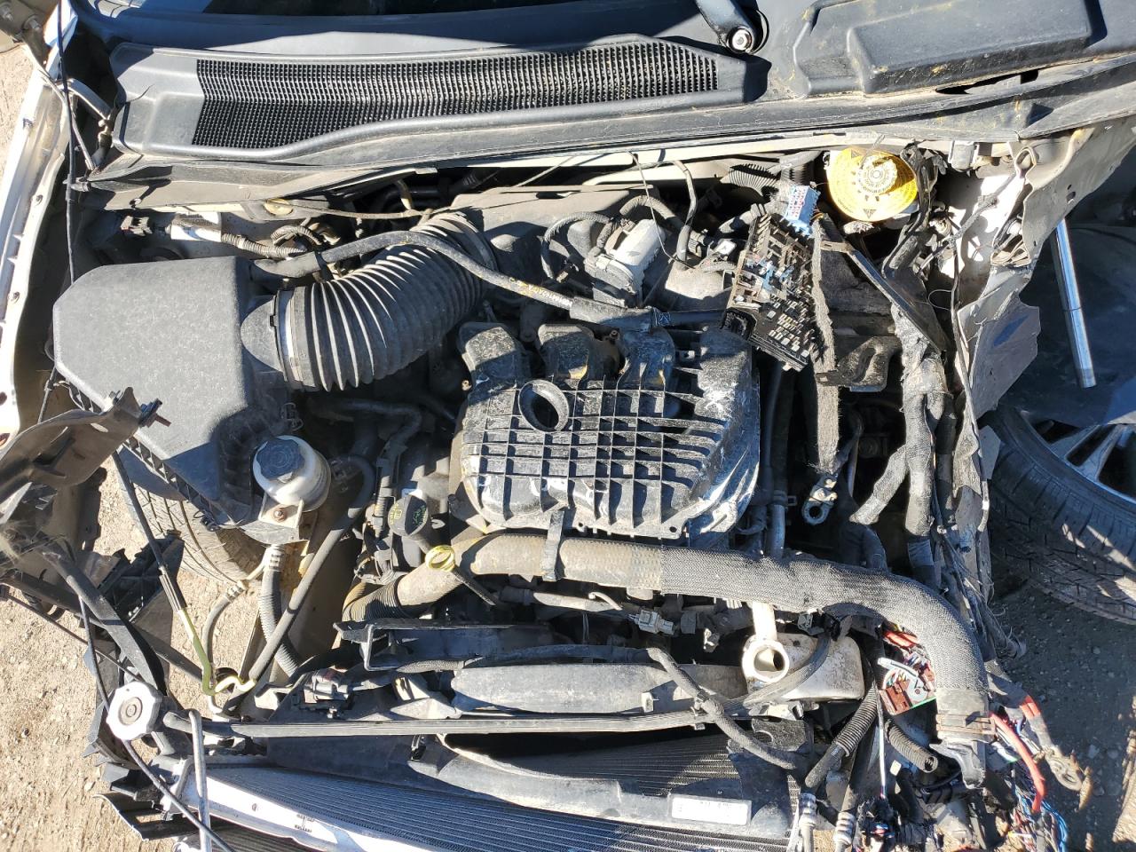 CHRYSLER TOWN & COUNTRY TOURING L