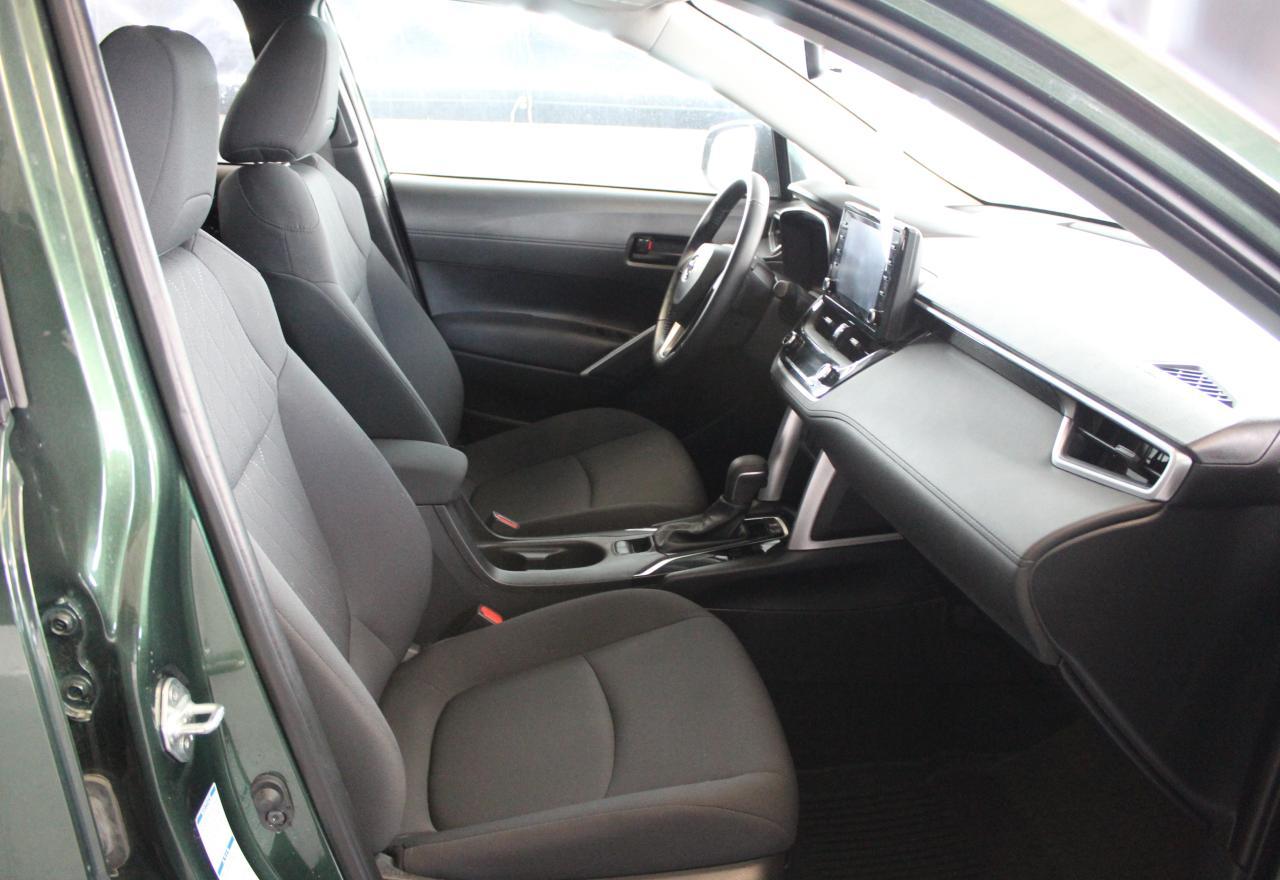 TOYOTA COROLLA CROSS LE