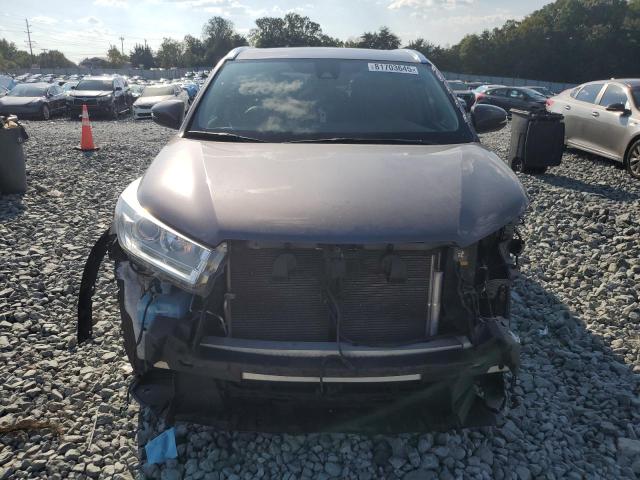 2019 TOYOTA HIGHLANDER SE 5TDJZRFHXKS582247