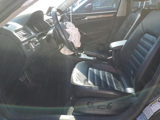 2017 VOLKSWAGEN PASSAT SEL 1VWCT7A32HC057376