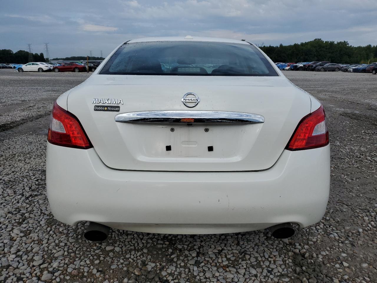 NISSAN MAXIMA S