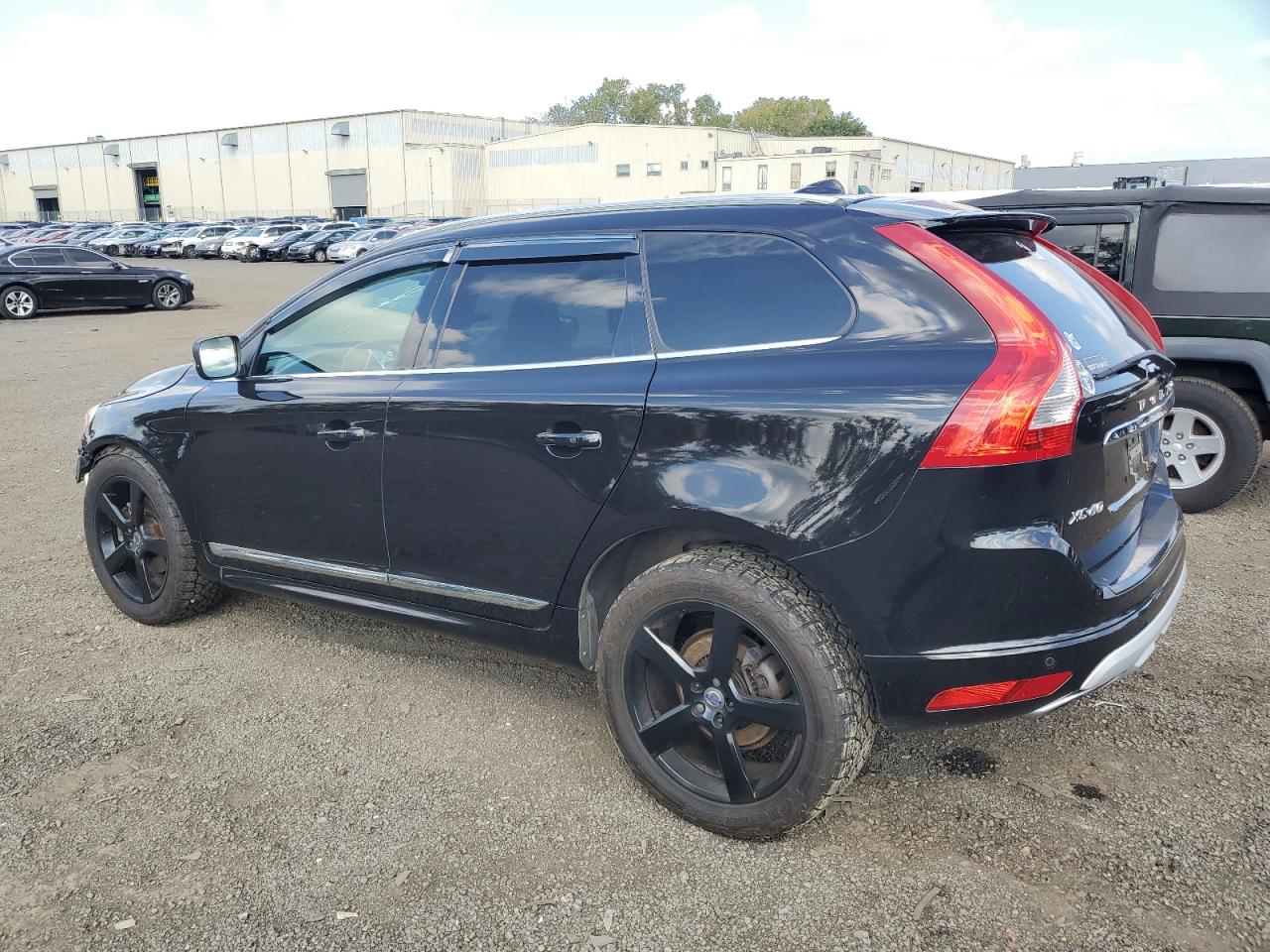 VOLVO XC60 T5 DYNAMIC