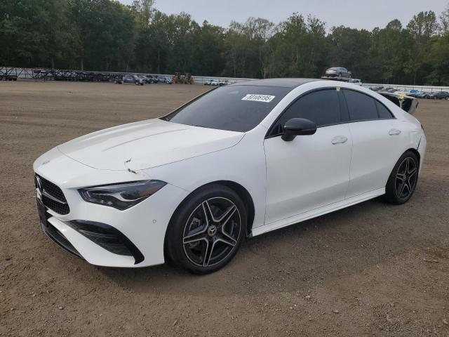 MERCEDES-BENZ CLA 250 4M