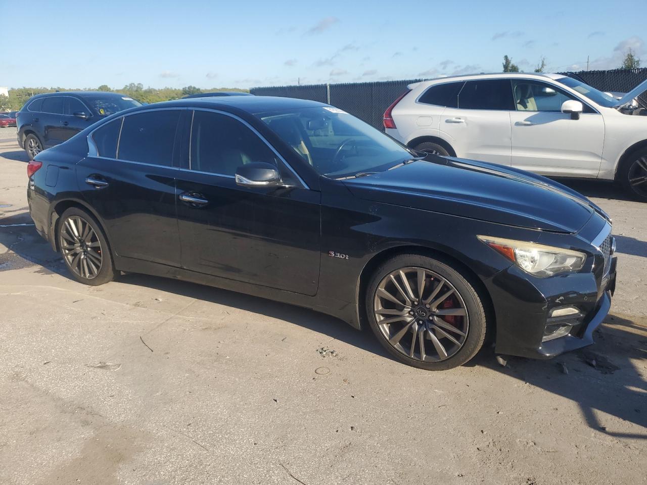 INFINITI Q50 RED SPORT 400