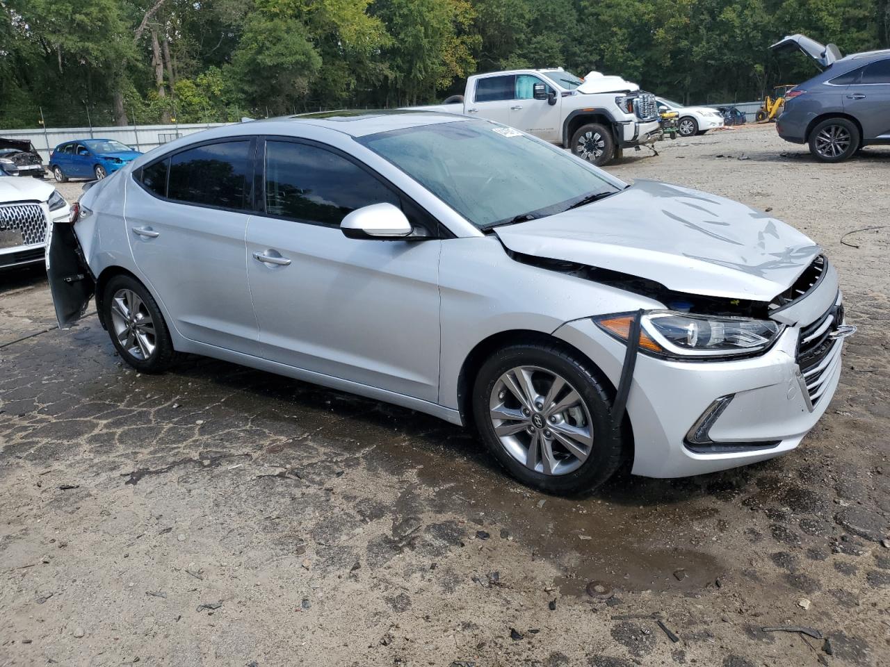 HYUNDAI ELANTRA SEL