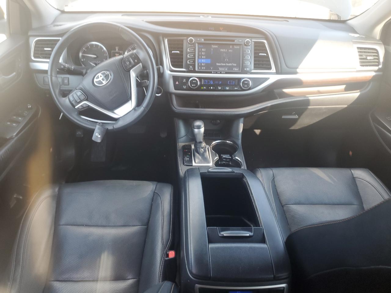 TOYOTA HIGHLANDER LIMITED