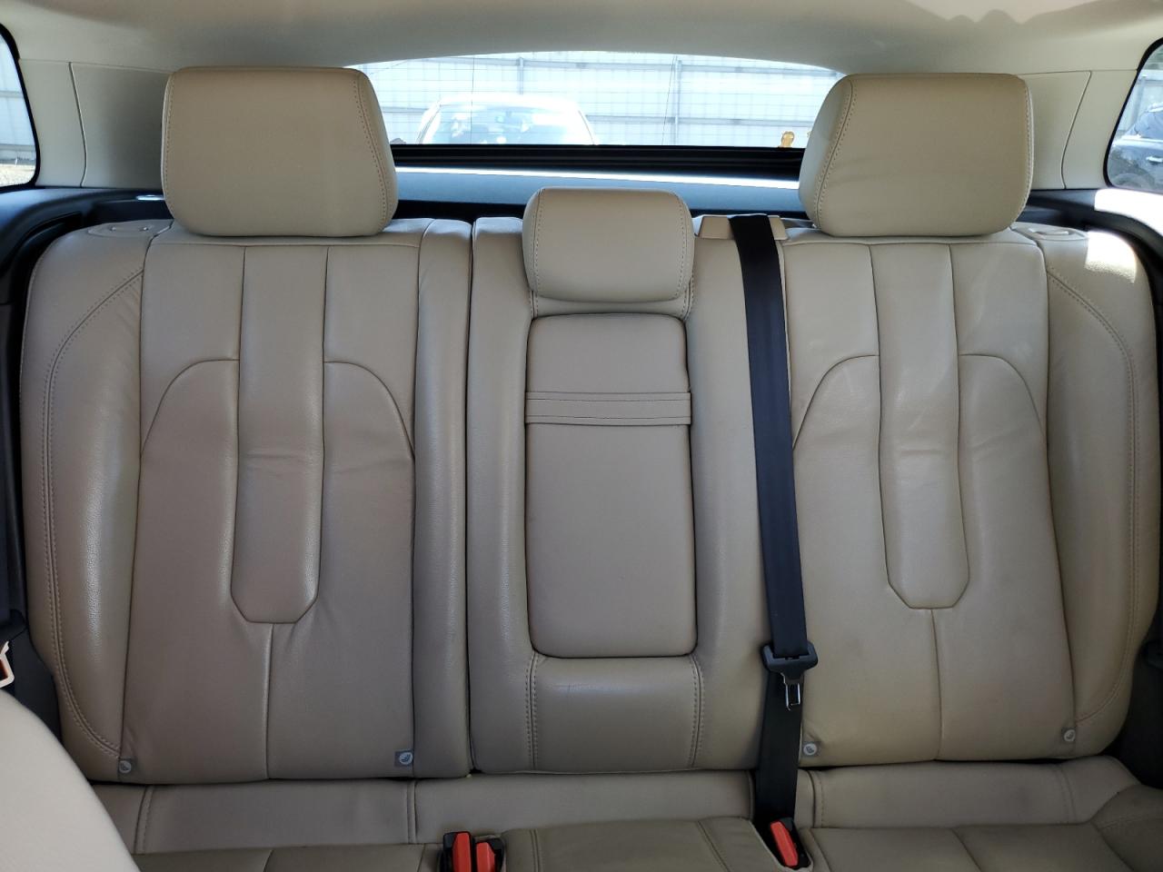 LAND ROVER RANGE ROVER PURE PREMIUM