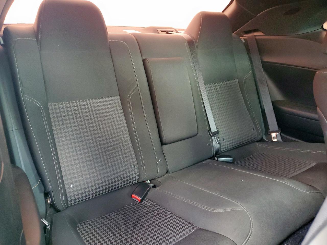 DODGE CHALLENGER SXT