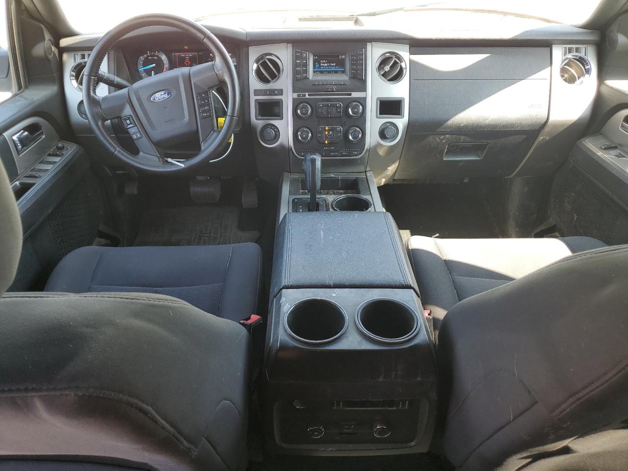 FORD EXPEDITION EL XLT