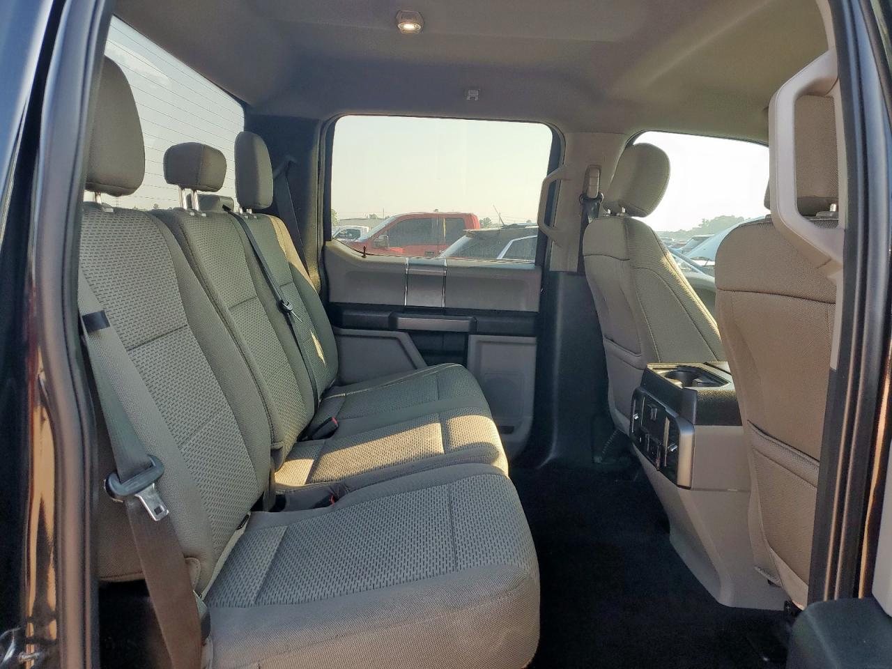 FORD F-350 SUPER DUTY