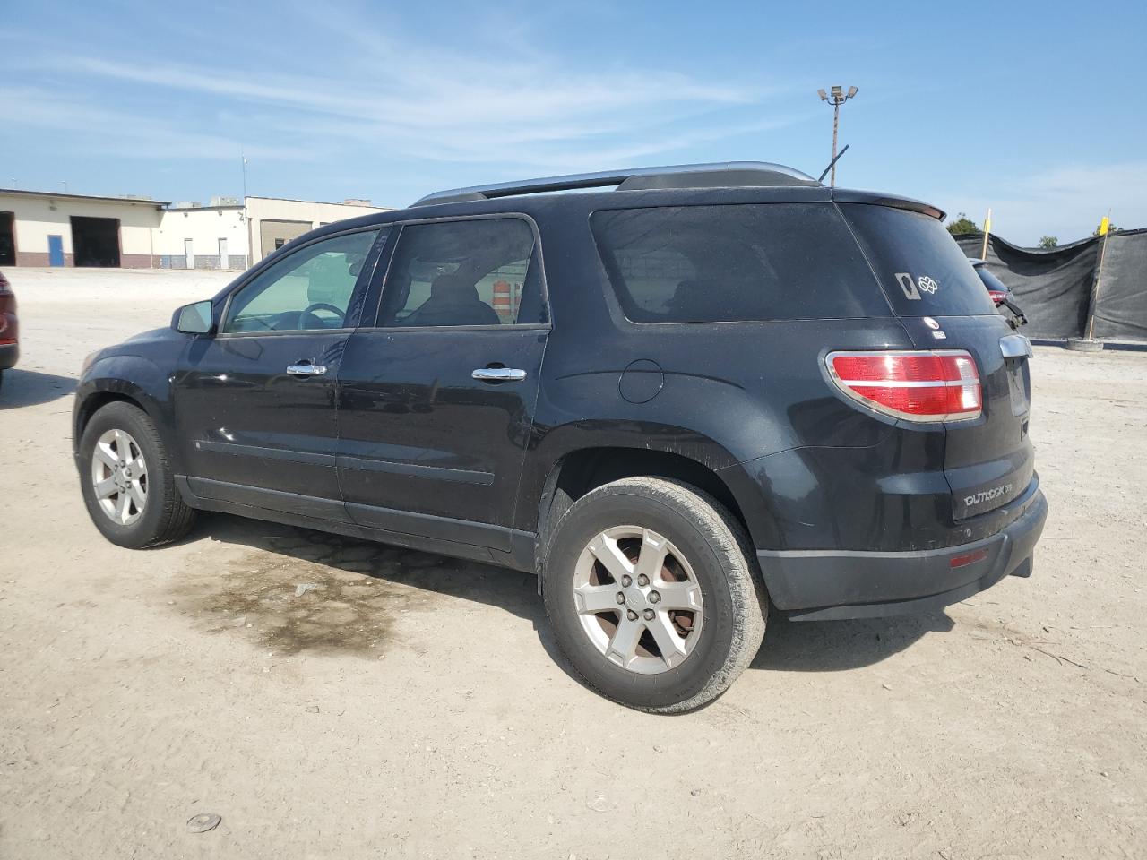 Lot #3266708355 2008 SATURN OUTLOOK XE