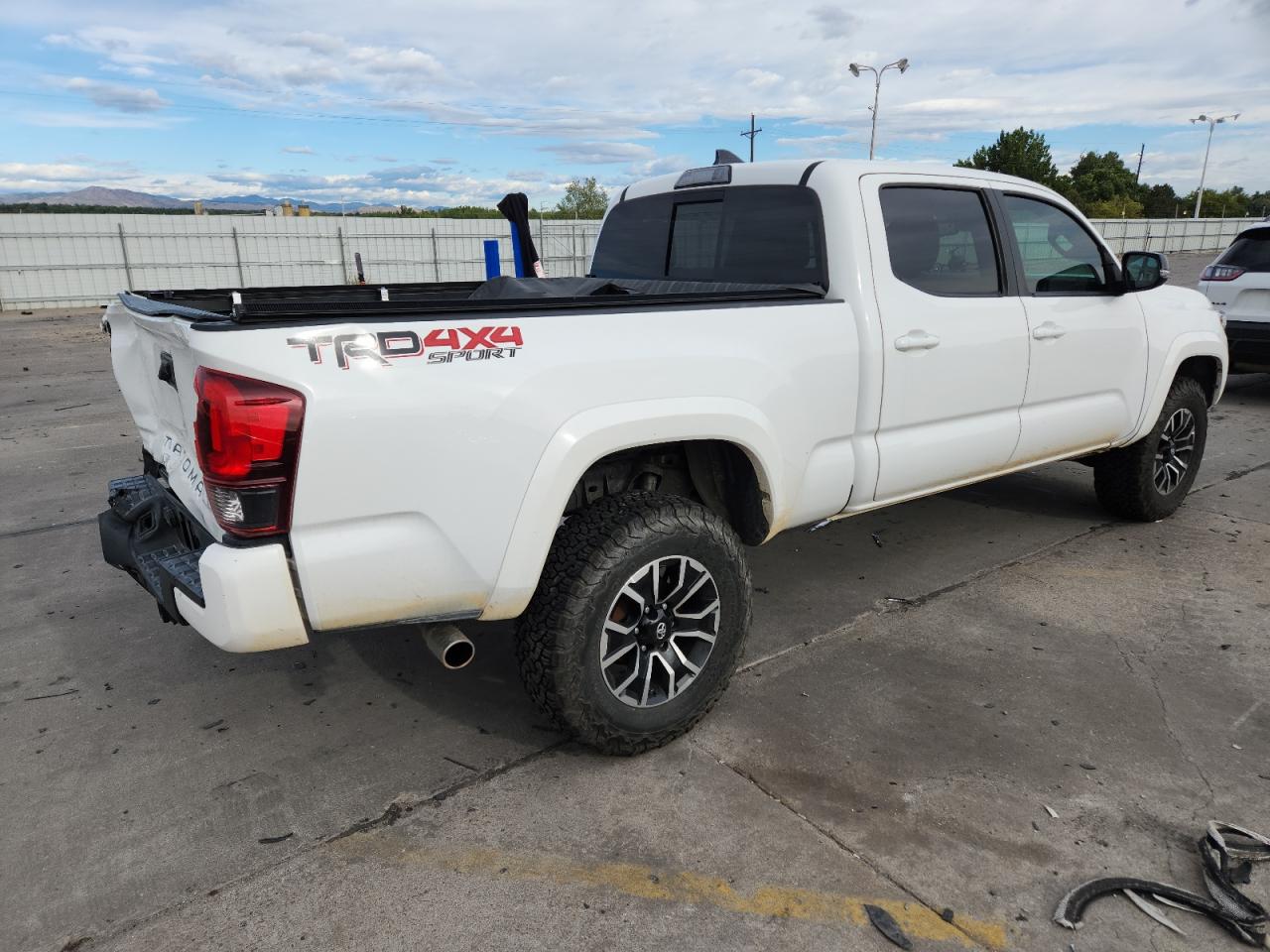 TOYOTA TACOMA DOUBLE CAB