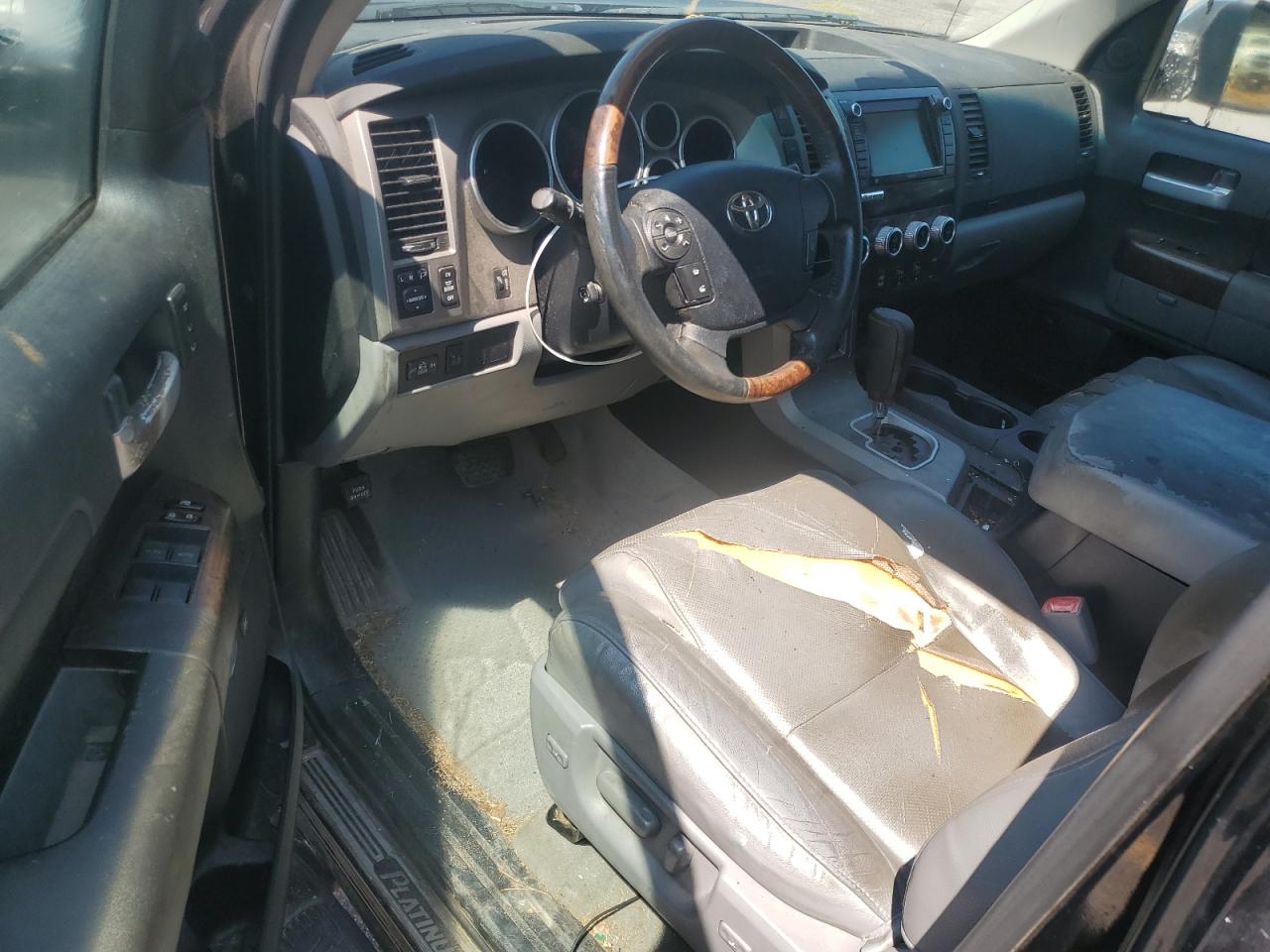 TOYOTA TUNDRA CREWMAX LIMITED