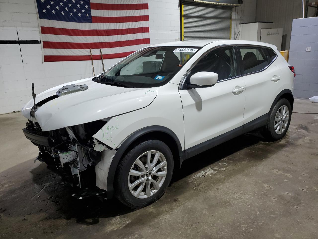 NISSAN ROGUE SPORT S