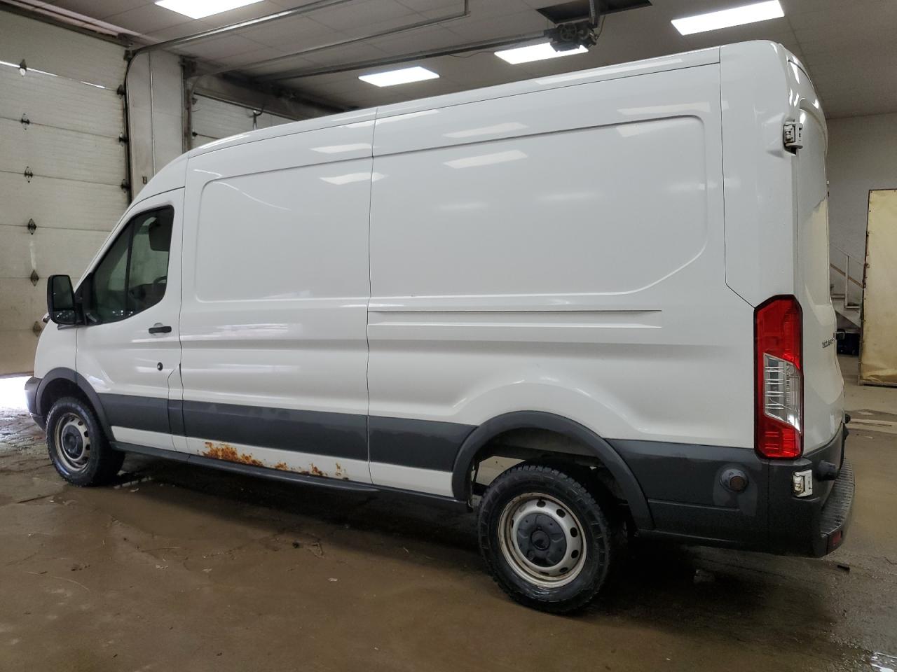 FORD TRANSIT T-250