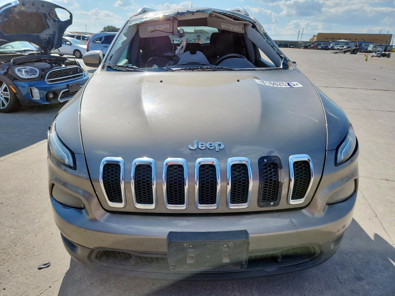 JEEP GRAND CHEROKEE LATITUDE