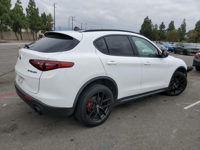 2020 ALFA ROMEO STELVIO ZASPAKAN6L7C76056