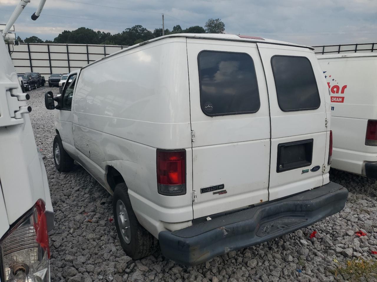 FORD ECONOLINE E150 VAN