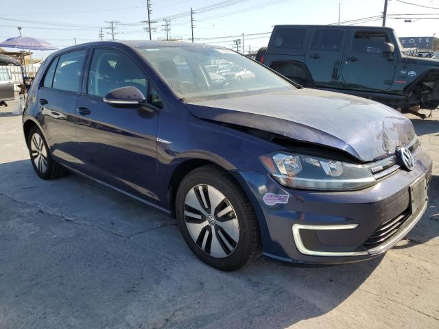 2018 VOLKSWAGEN E-GOLF SE WVWKR7AU8JW907604