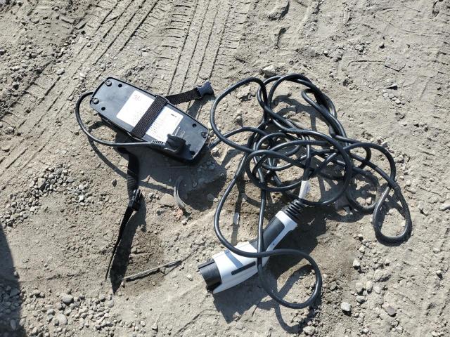 2016 VOLKSWAGEN E-GOLF SE - WVWKP7AU9GW911546